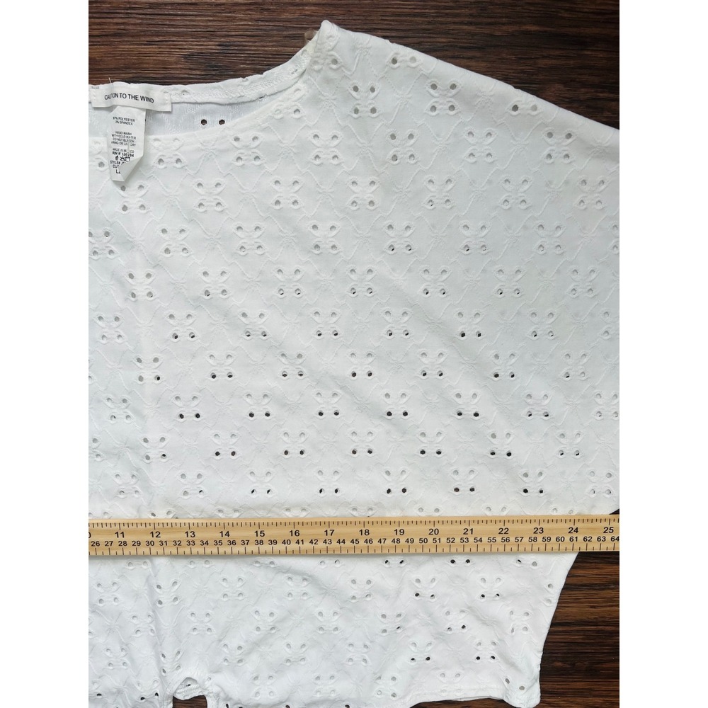 Caution To The Wind White Eyelet Crop Top Dolman Sleeve Floral Cutout Large - Picture 3 of 5